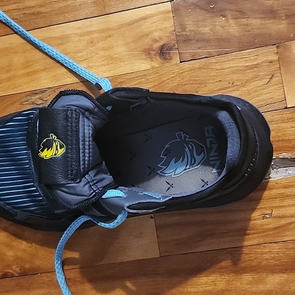 *SOLD Adidas Nite Jogger Black/Blue/Pink - Picture 9 of 10